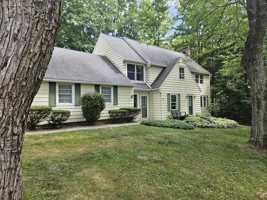 featured image of 50 Larned Ln