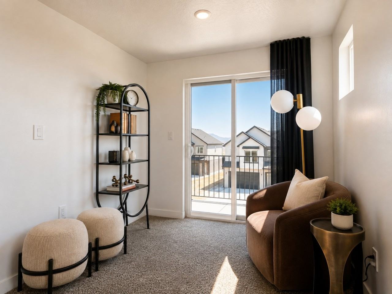 347 E Levengrove Dr - Photo 6 of 9