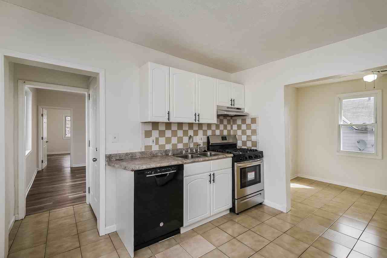 1321 Buhrer Ave #3 - Photo 5 of 18