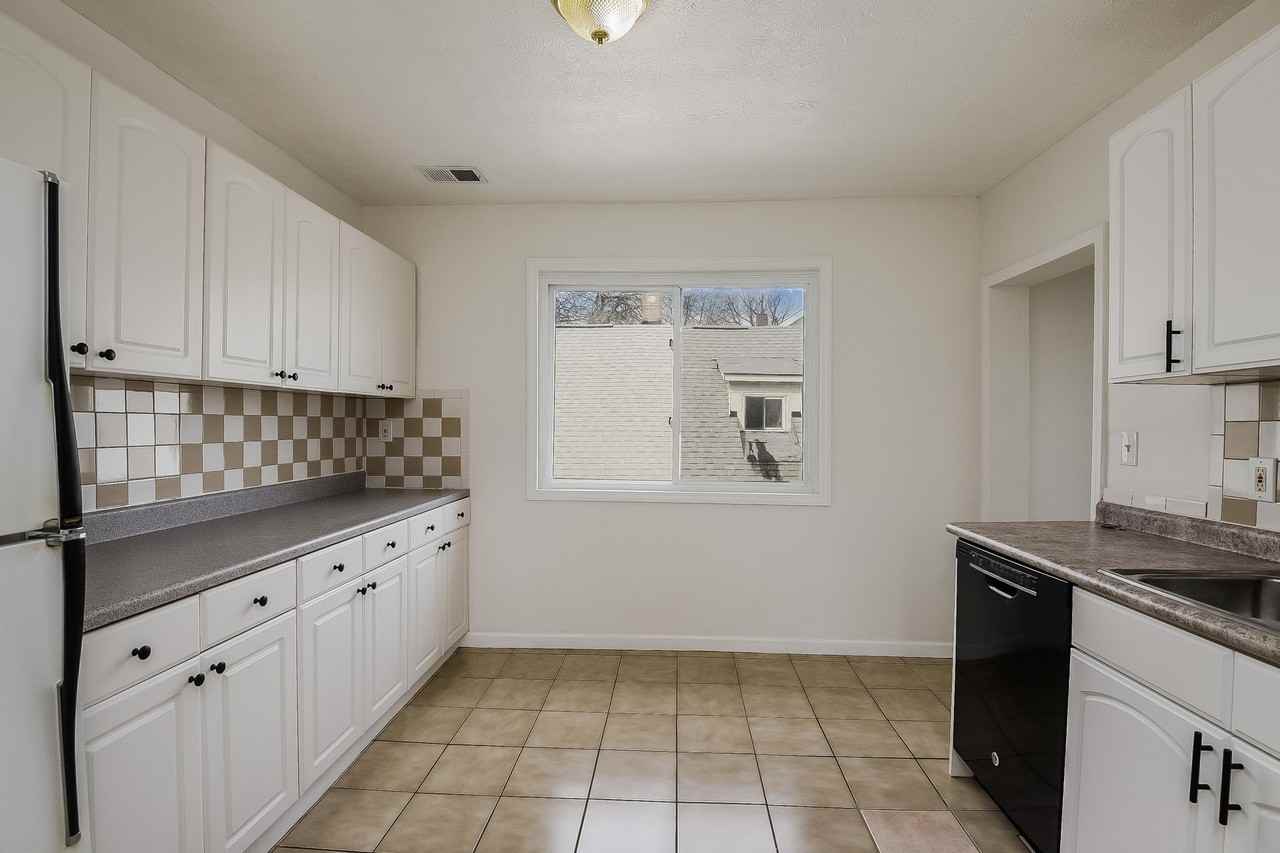 1321 Buhrer Ave #3 - Photo 7 of 18