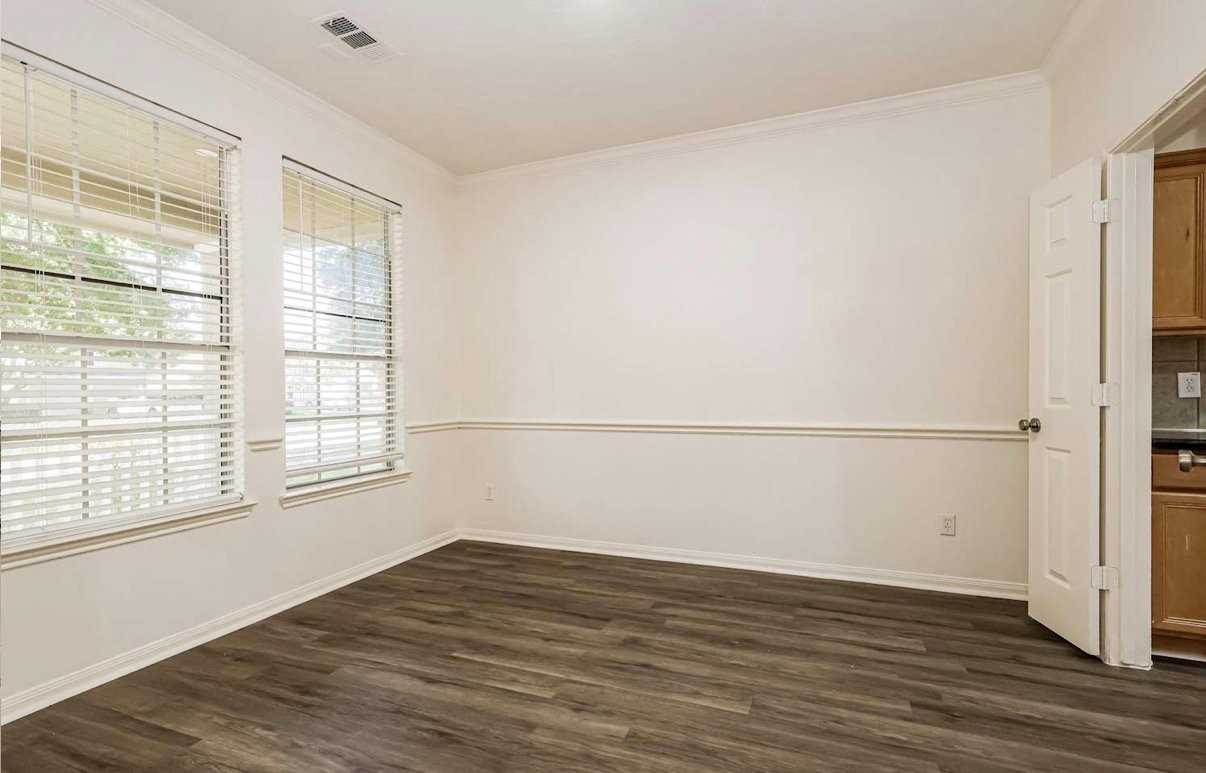 15726 Stiller Park Dr ##Tx - Photo 7 of 9
