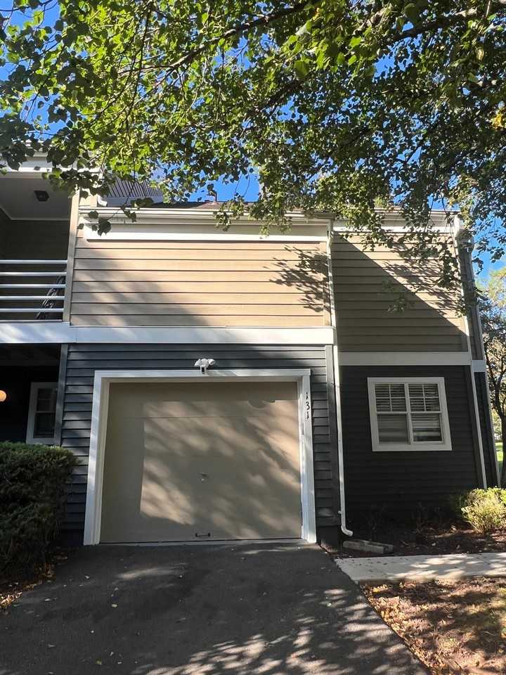 131 Bonney Ct - Photo 2 of 15