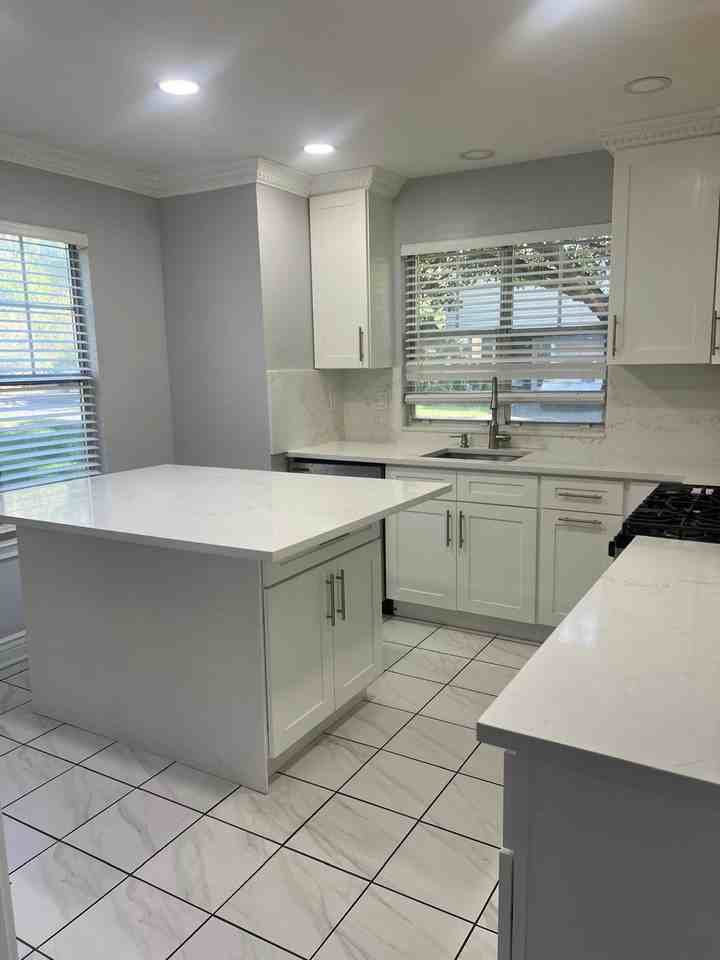 131 Bonney Ct - Photo 3 of 15