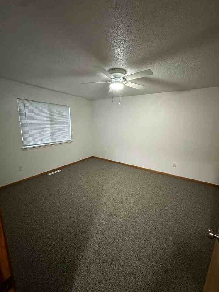 1928 Hannah Jo Ct - Photo 6 of 13