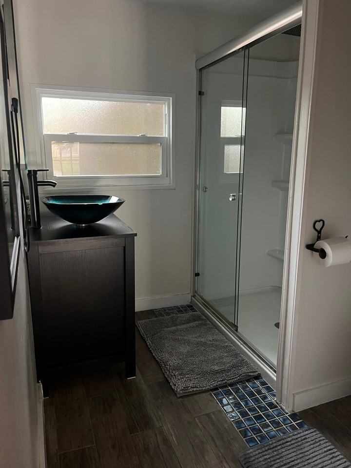 4126 Se Westfield St #B - Photo 5 of 17