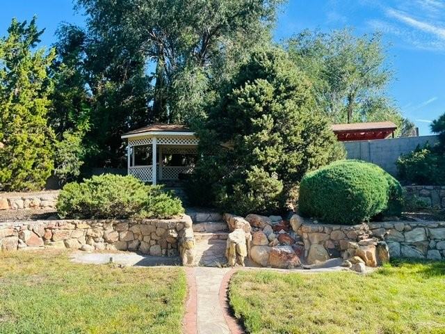9629 Messervy Ave Ne - Photo 2 of 13
