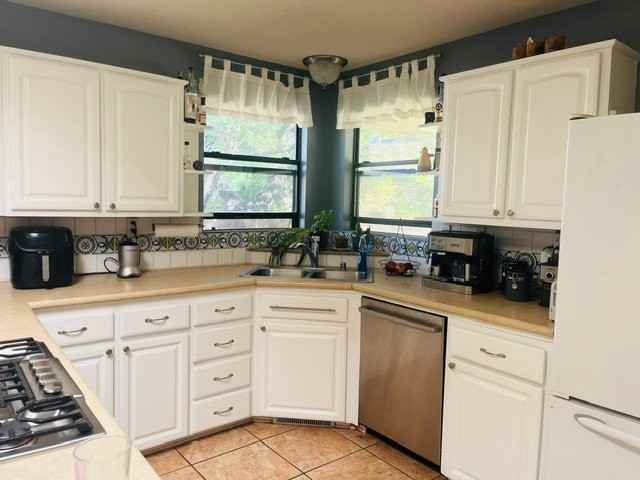 9629 Messervy Ave Ne - Photo 7 of 13