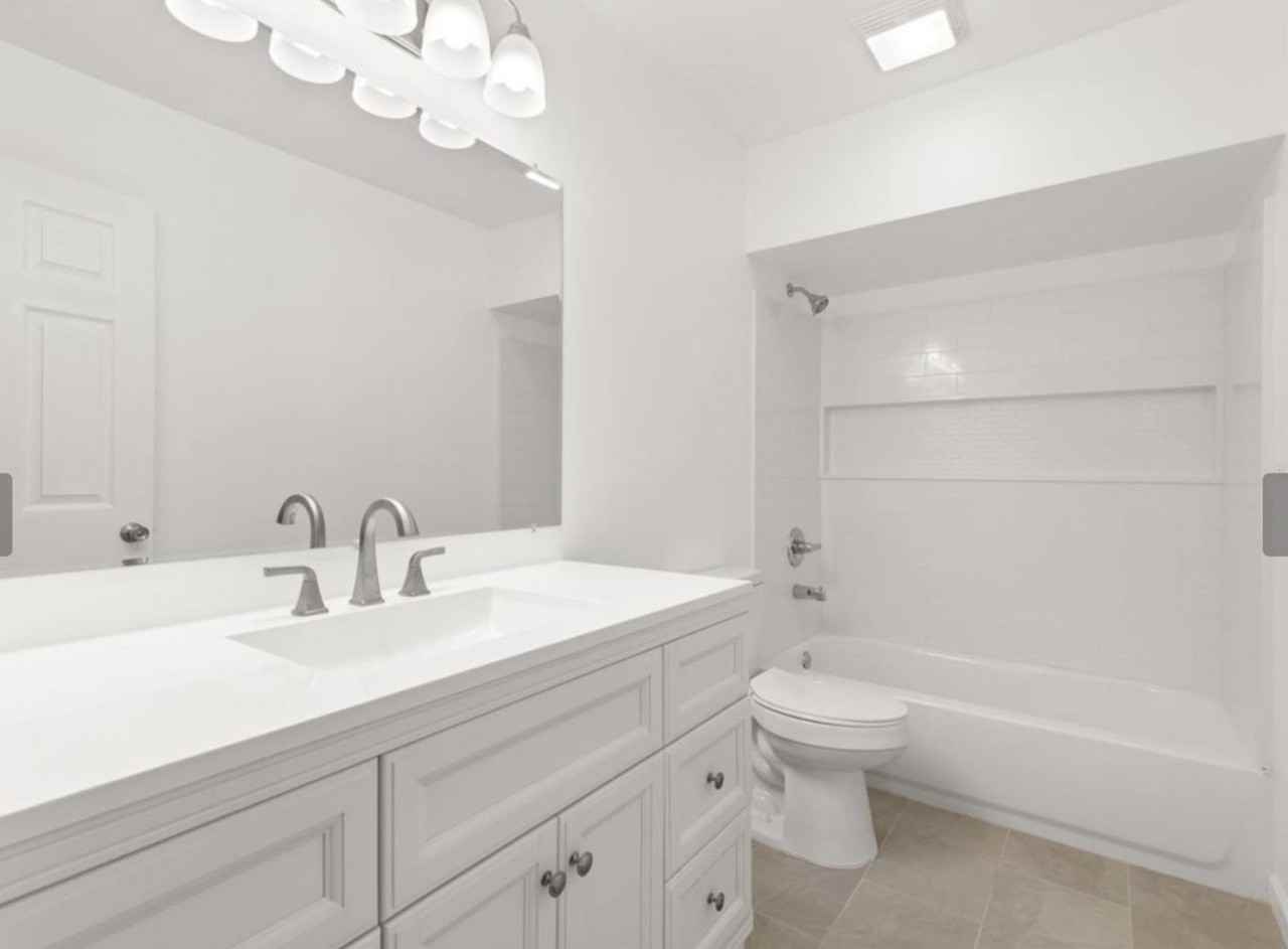 3723 Temple St #A - Photo 3 of 5