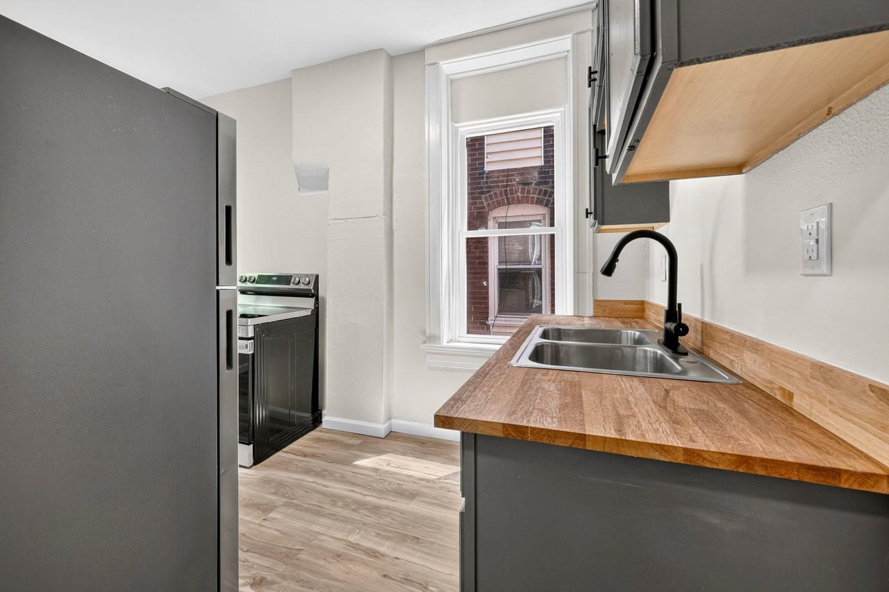 3234 Michigan Ave - Photo 7 of 20