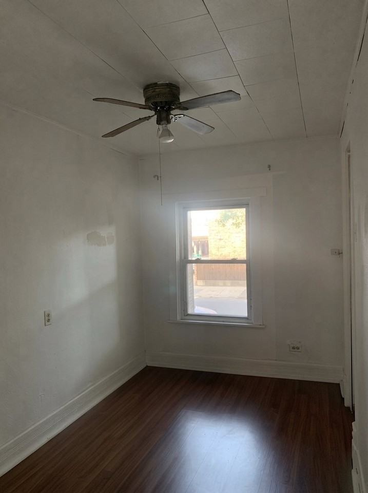 3202 S Canal St #2 - Photo 2 of 8