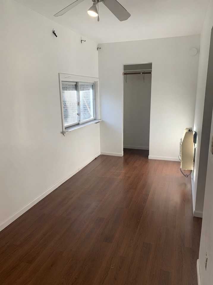 3202 S Canal St #2 - Photo 3 of 8