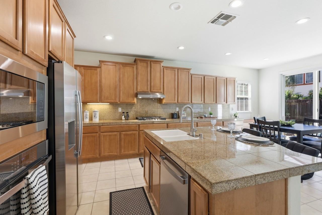 24 E Heritage Dr - Photo 6 of 20