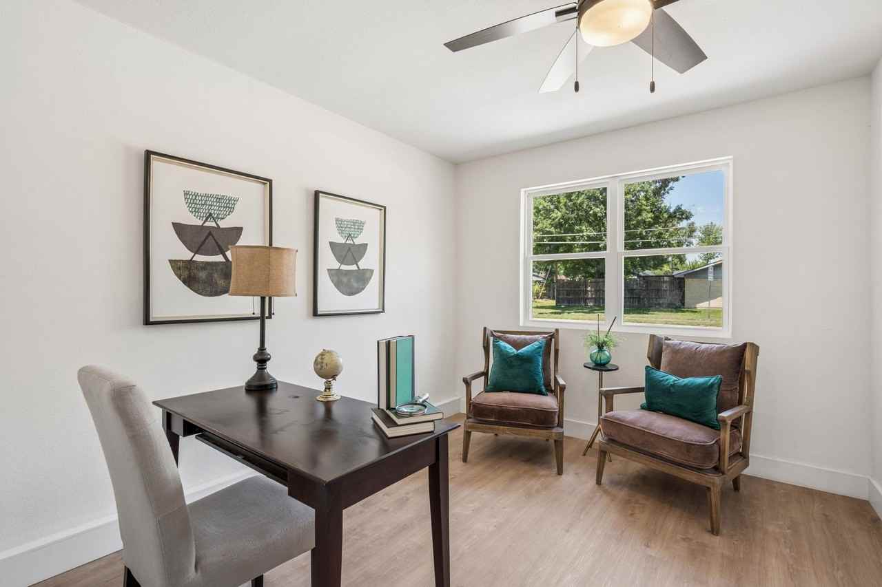 3106 March Ln - Photo 3 of 10