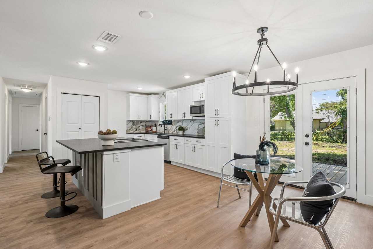 3106 March Ln - Photo 4 of 10
