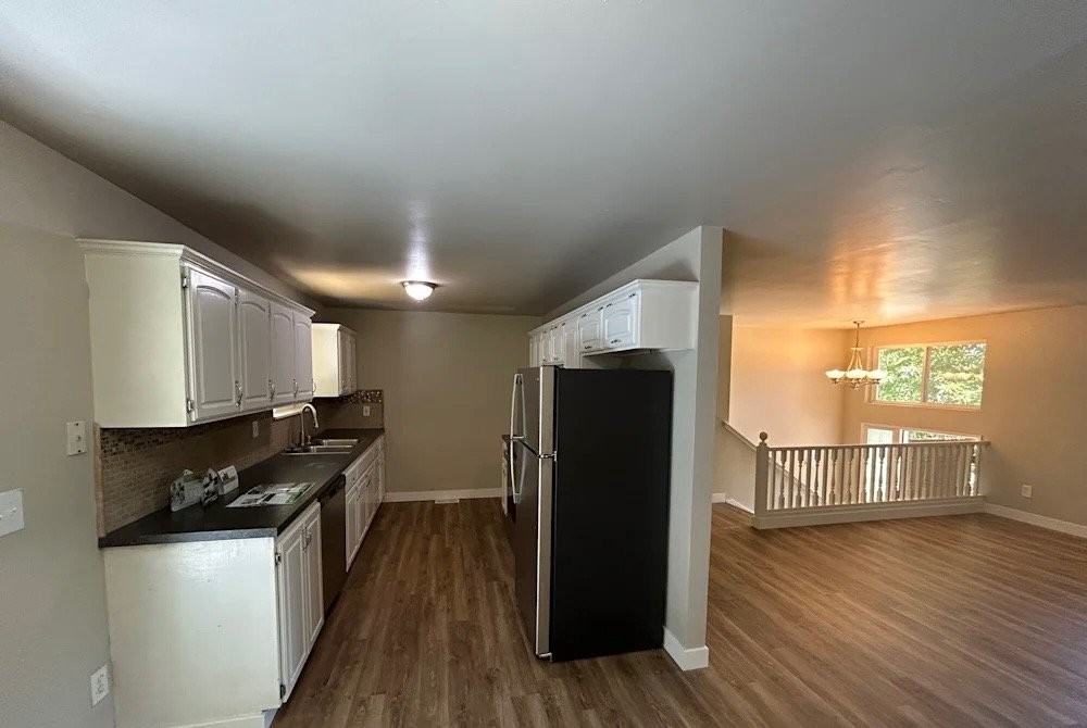 24805 128th Pl Se - Photo 4 of 9