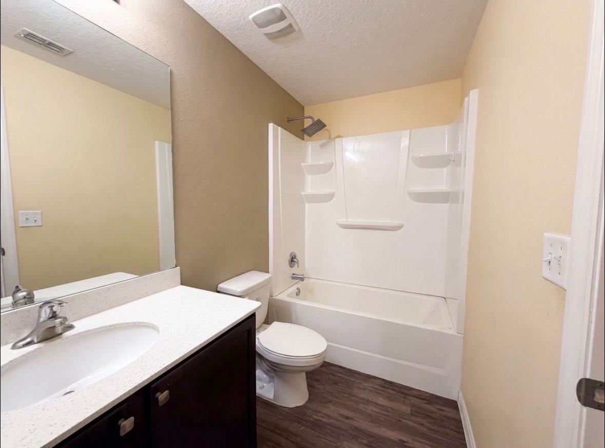 1884 Piedmont Ct - Photo 3 of 15