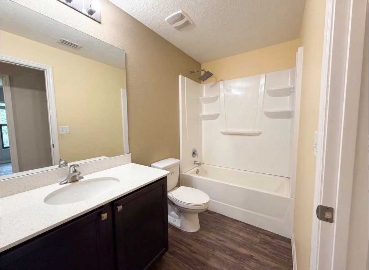 1884 Piedmont Ct - Photo 4 of 15