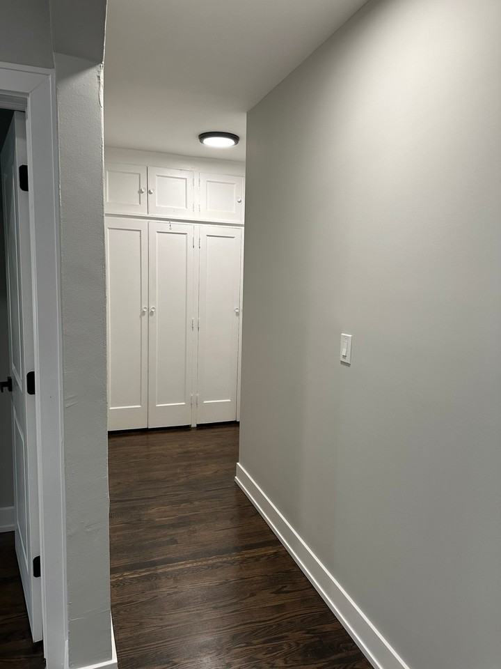 2533 Hartrey Ave #2537UNIT1 - Photo 3 of 12