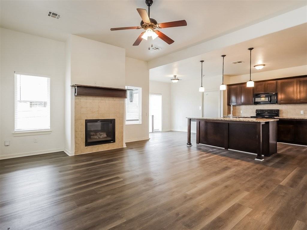 1501 Tahoe Ln #1501 - Photo 3 of 11