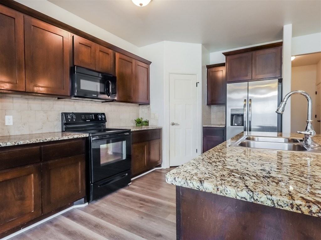 1501 Tahoe Ln #1501 - Photo 5 of 11