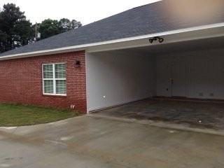 4913 Elizabeth St #17 - Photo 2 of 9