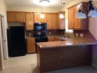 4913 Elizabeth St #17 - Photo 3 of 9