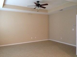 4913 Elizabeth St #17 - Photo 4 of 9
