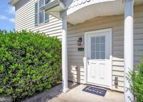 featured image of 22545 Chickadee Cir #4