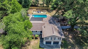 featured image of 725 Swamp Creek Dr