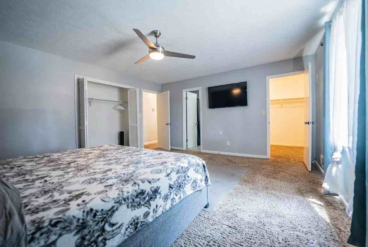 725 Swamp Creek Dr - Photo 6 of 19