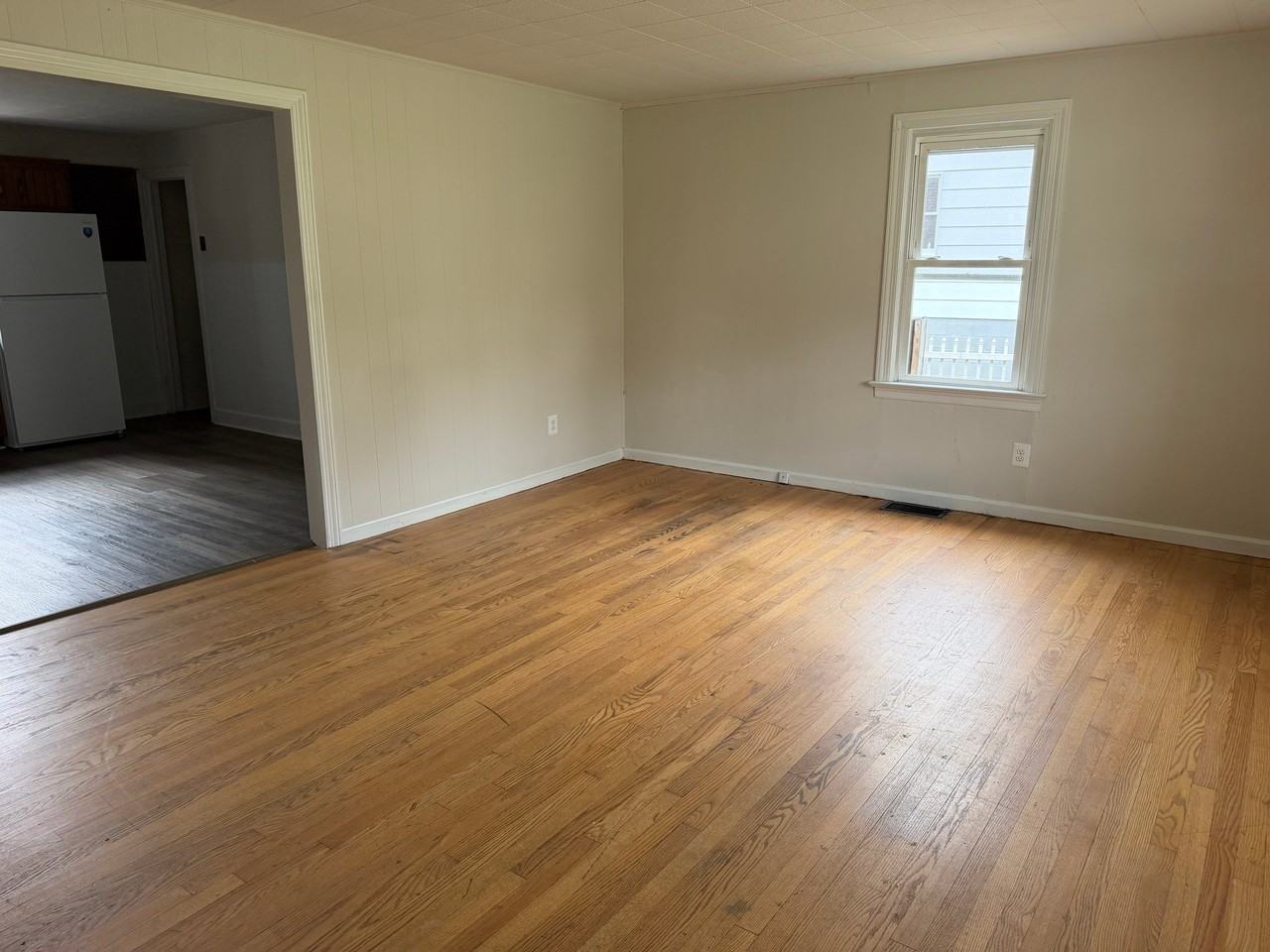264 Jenny Wren Dr - Photo 2 of 6