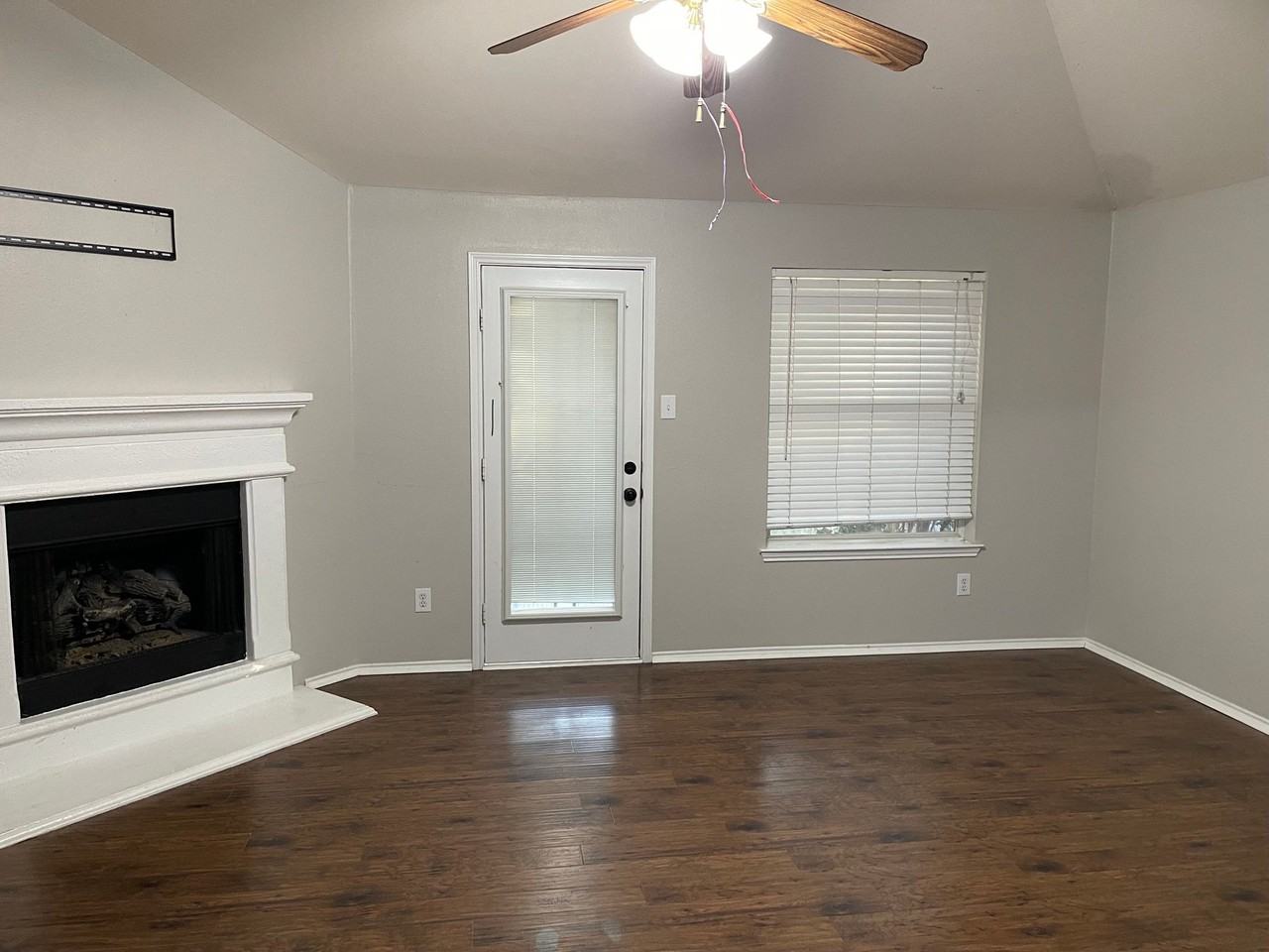 4104 Summerhill Ln - Photo 6 of 10