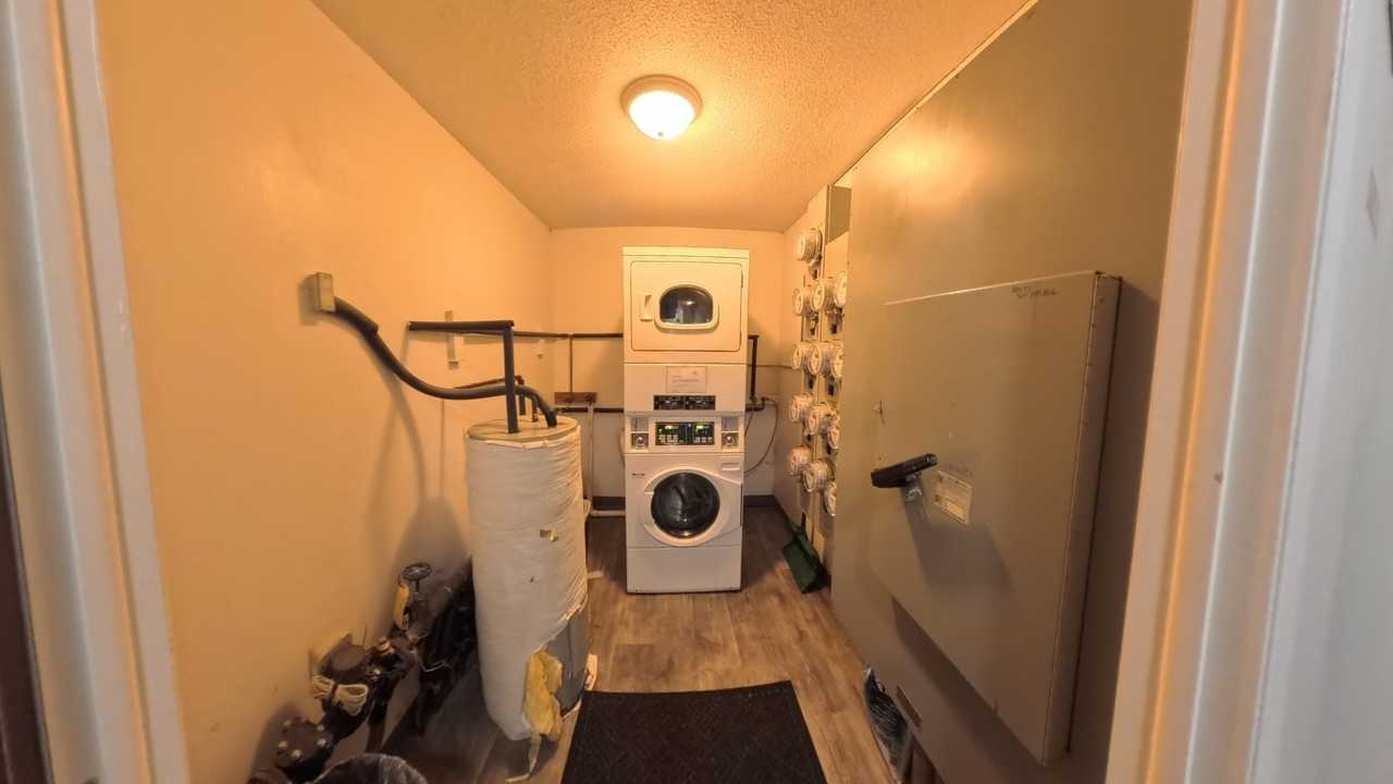 2013 Nw Hickory Ln #9 - Photo 3 of 12