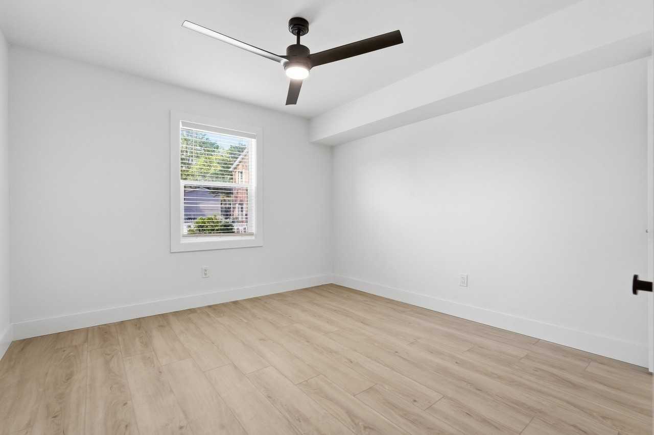 604 19th Ave N - Photo 6 of 19