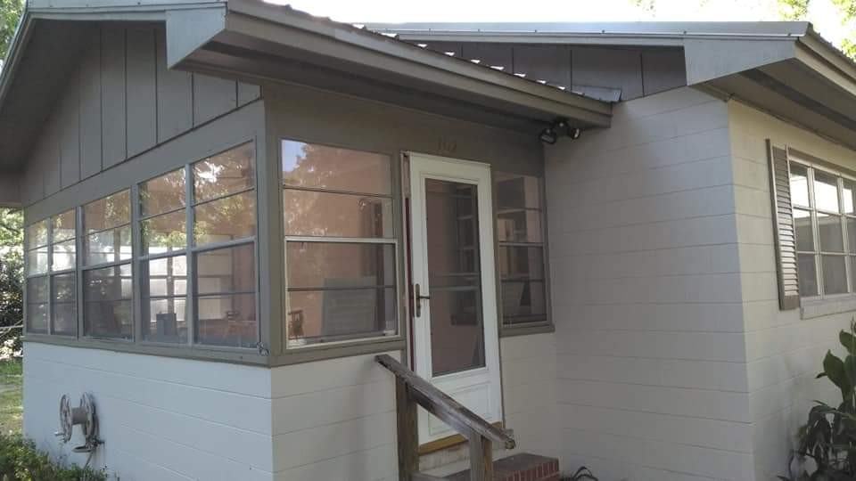 2240 Sw Sisters Welcome Rd Unit 102 #NA - Photo 2 of 9