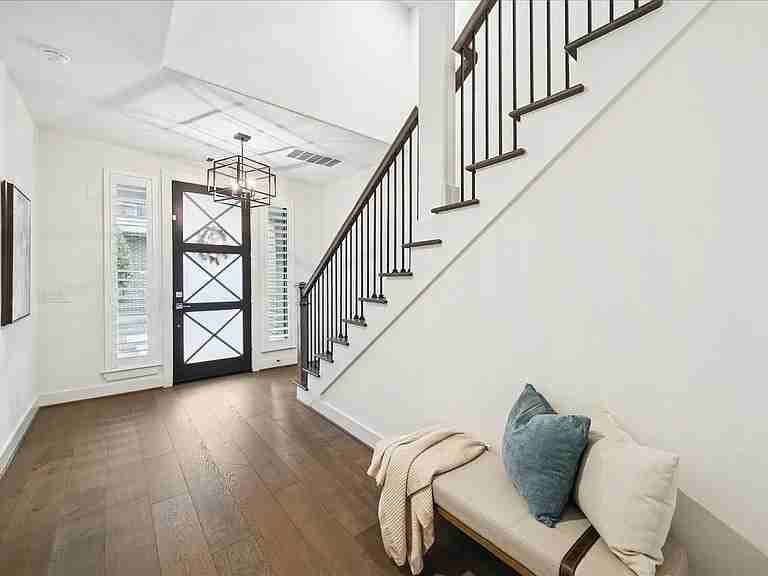 1122 Thompson St #NA - Photo 6 of 29