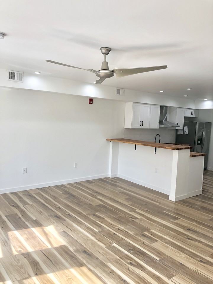 1105 S 47th St #2 - Photo 3 of 14