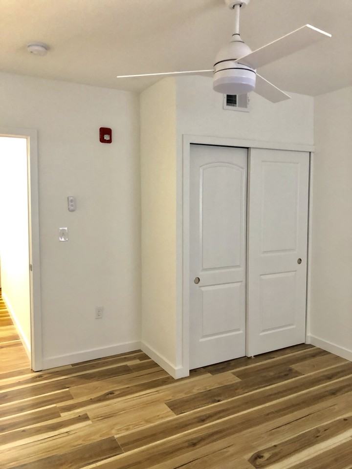 1105 S 47th St #2 - Photo 6 of 14