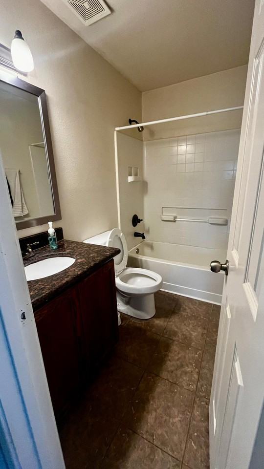 12711 Rio Nueces Ln #NA - Photo 7 of 10