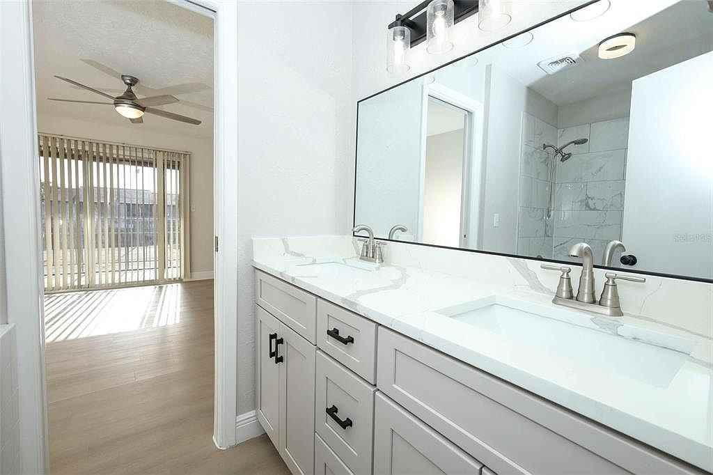 4029 Henley Rd #1705 - Photo 3 of 35