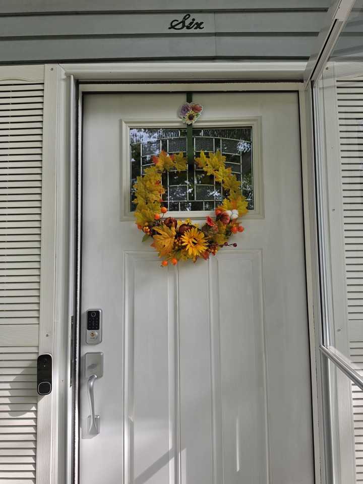6 Mohegan Ct #NA - Photo 2 of 23