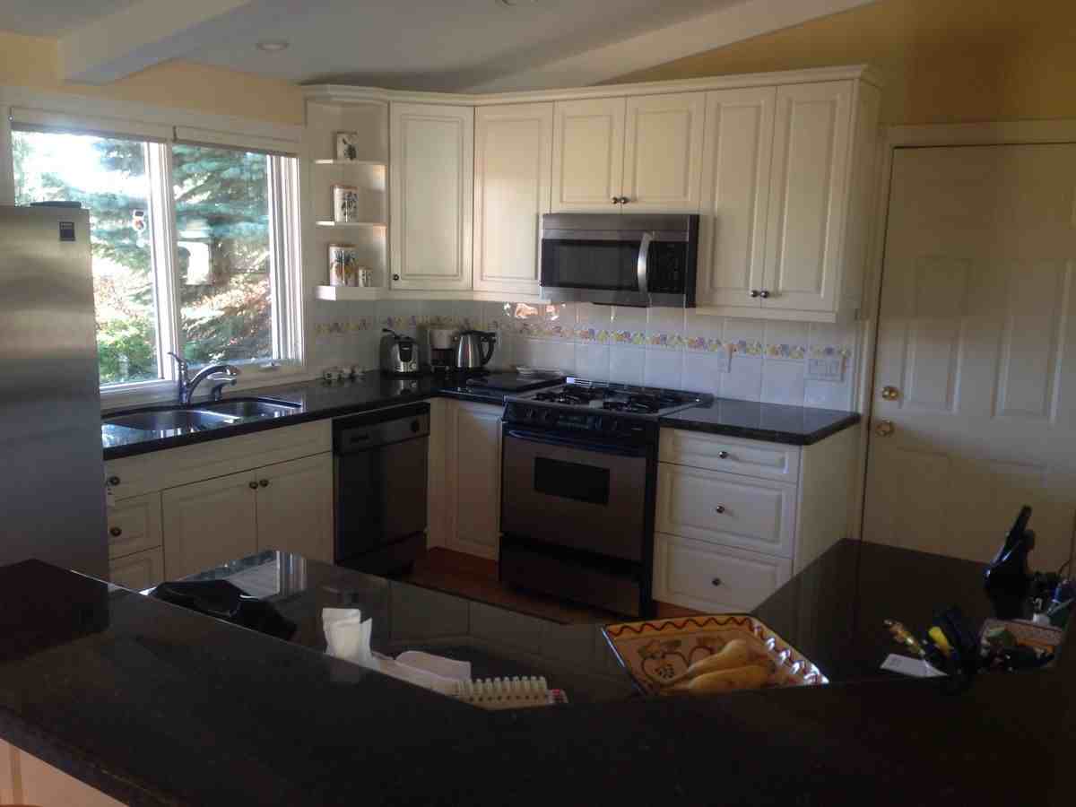 6427 20 St Sw - Photo 3 of 6