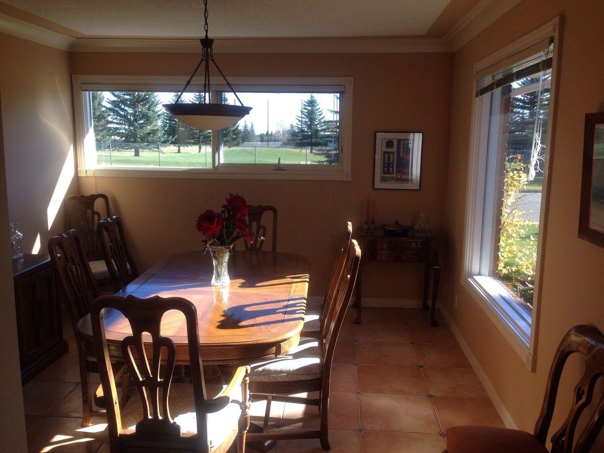 6427 20 St Sw - Photo 4 of 6
