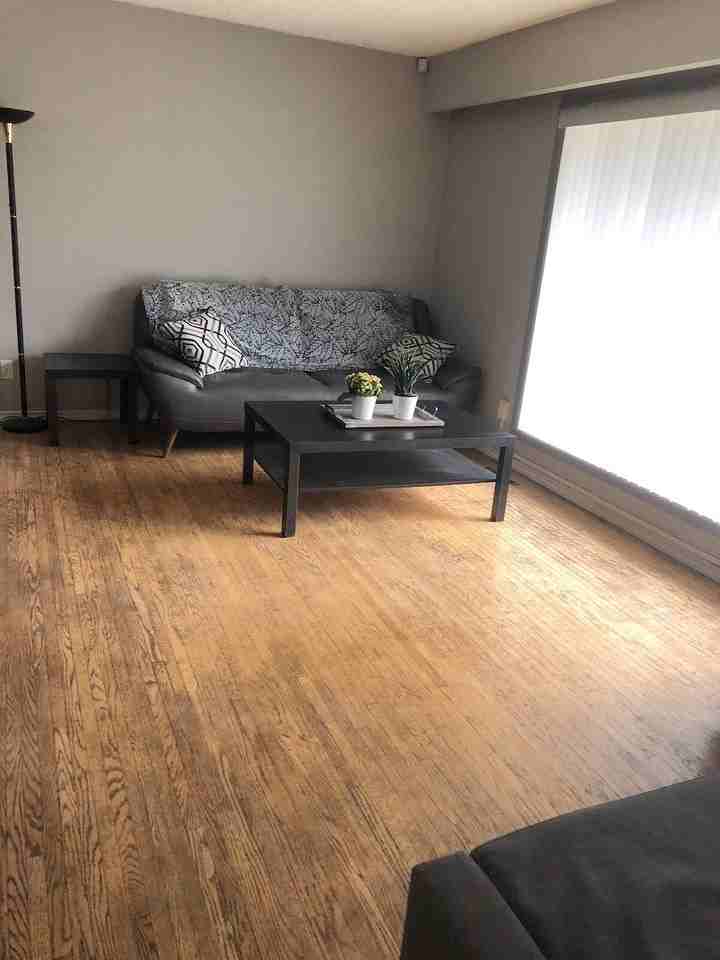 6508 97 Ave Nw - Photo 2 of 10
