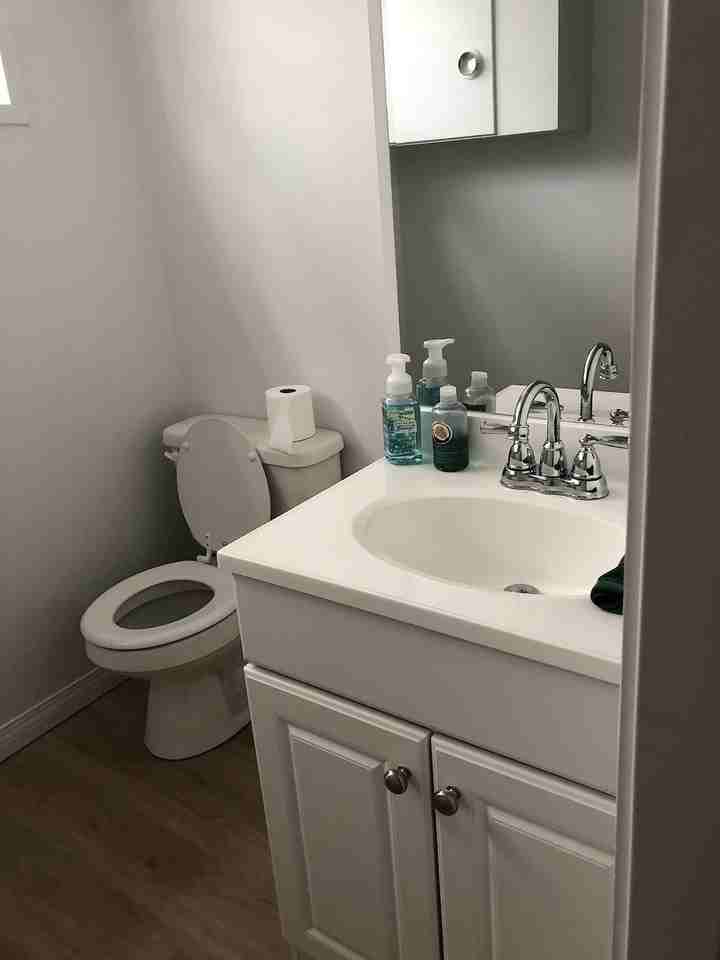 6508 97 Ave Nw - Photo 6 of 10