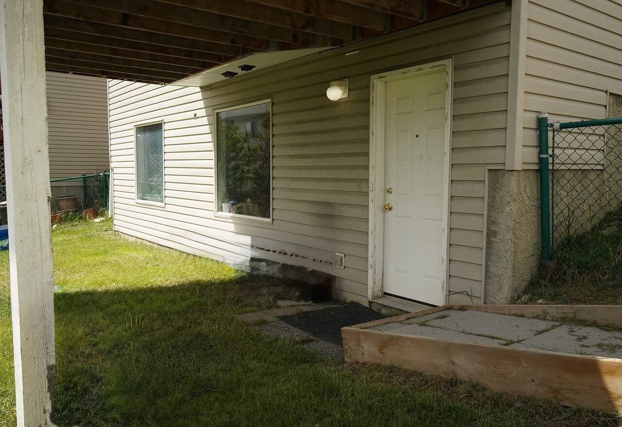 116 Arbour Stone Close Nw - Photo 3 of 27