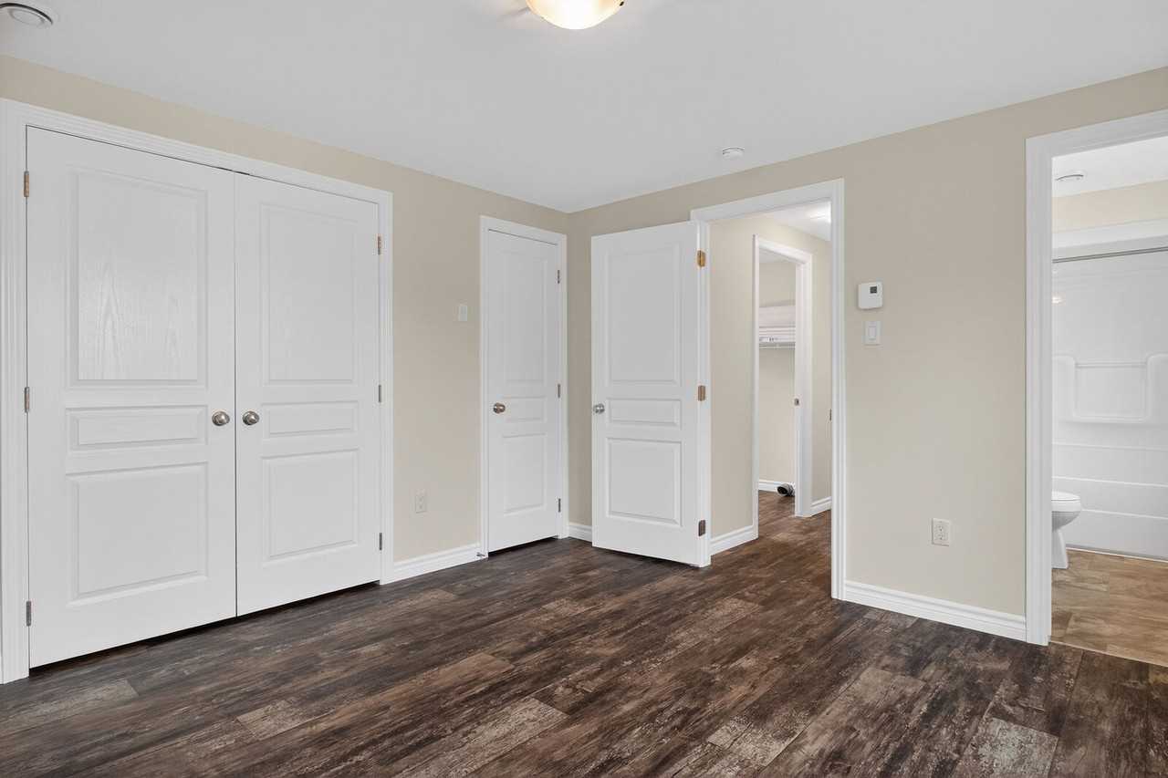 98 River East Dr - Photo 4 of 13