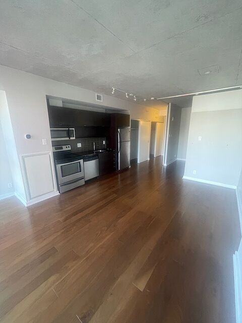 324 Apartment Building - Photo 7 of 12