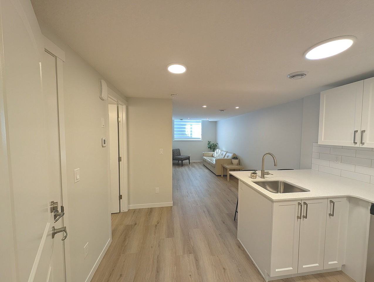2220 193 St Nw - Photo 2 of 9
