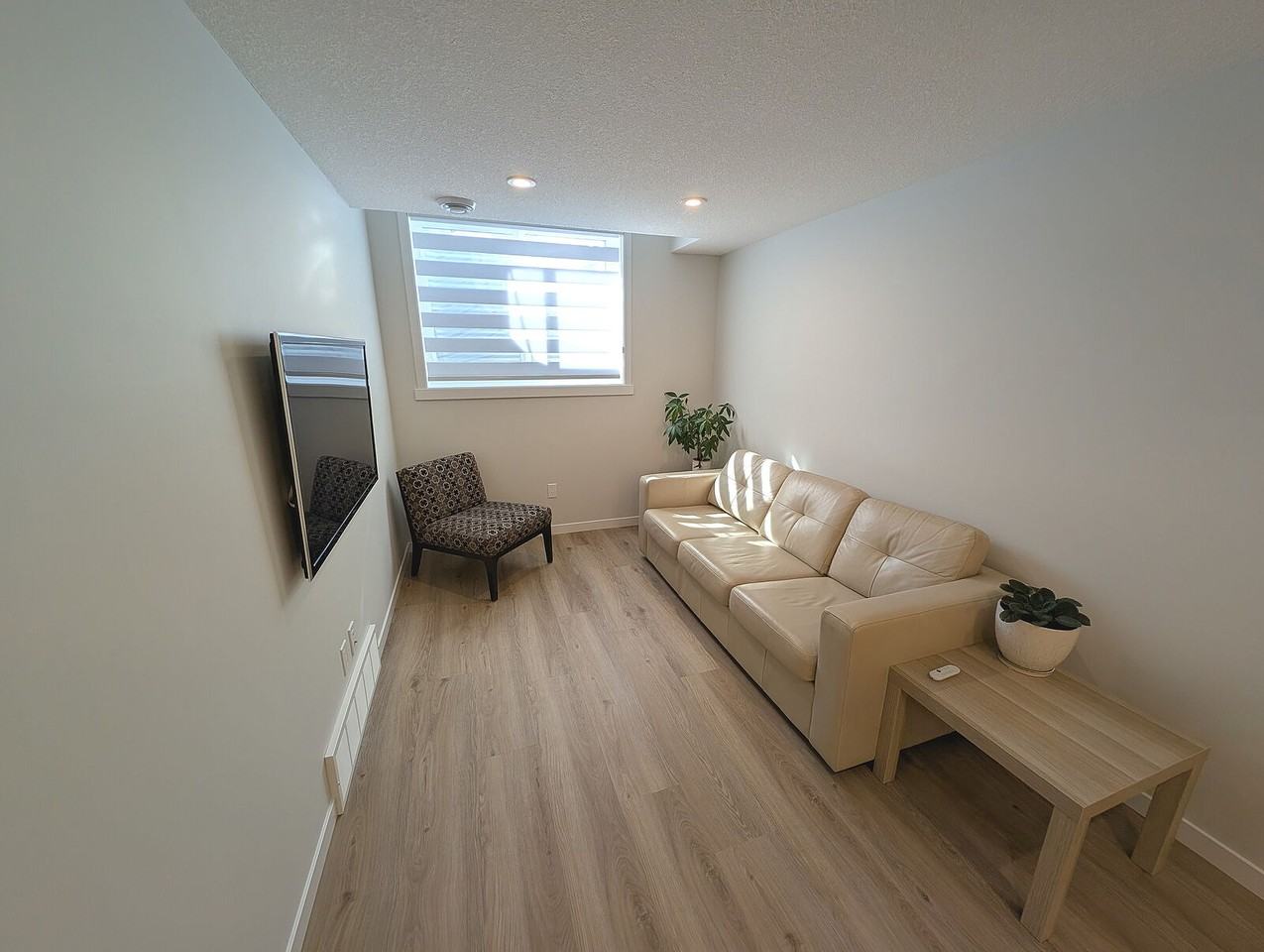 2220 193 St Nw - Photo 6 of 9